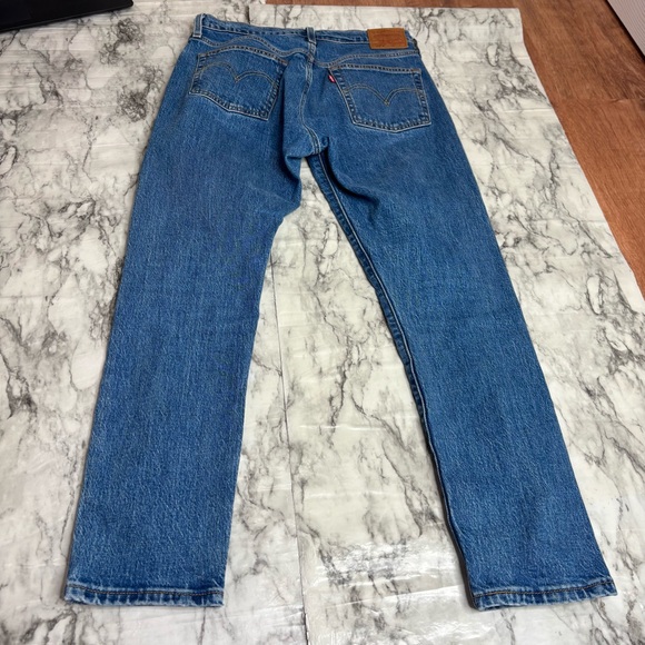 Levi’s premium 501 High rise button fly medium wash blue denim jeans size 28 - Picture 8 of 9